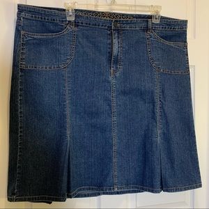 Avenue Jeans Denim Skirt Size 24